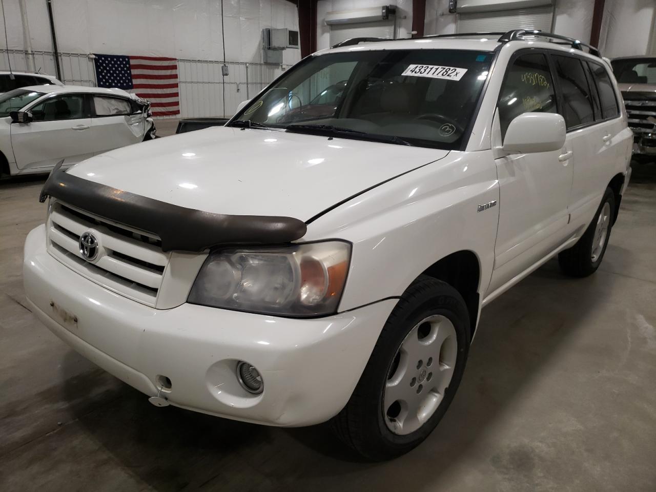 Photo 2 from auction – 2005 TOYOTA HIGHLANDER with VIN JTEEP21A150113883