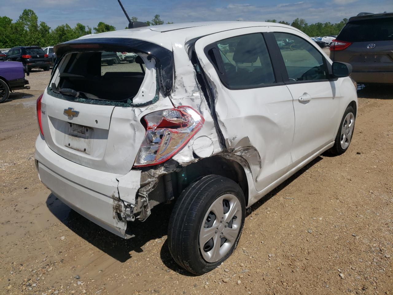 Photo 4 from auction – 2020 CHEVROLET SPARK LS with VIN KL8CB6SA2LC450759