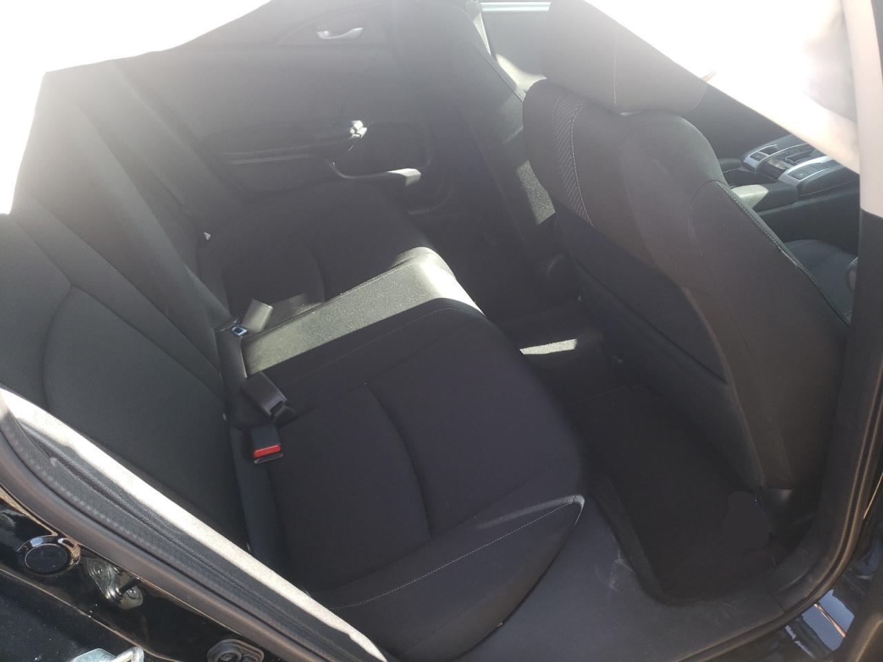Photo 6 from auction – 2016 HONDA CIVIC EX with VIN 19XFC2F74GE220003