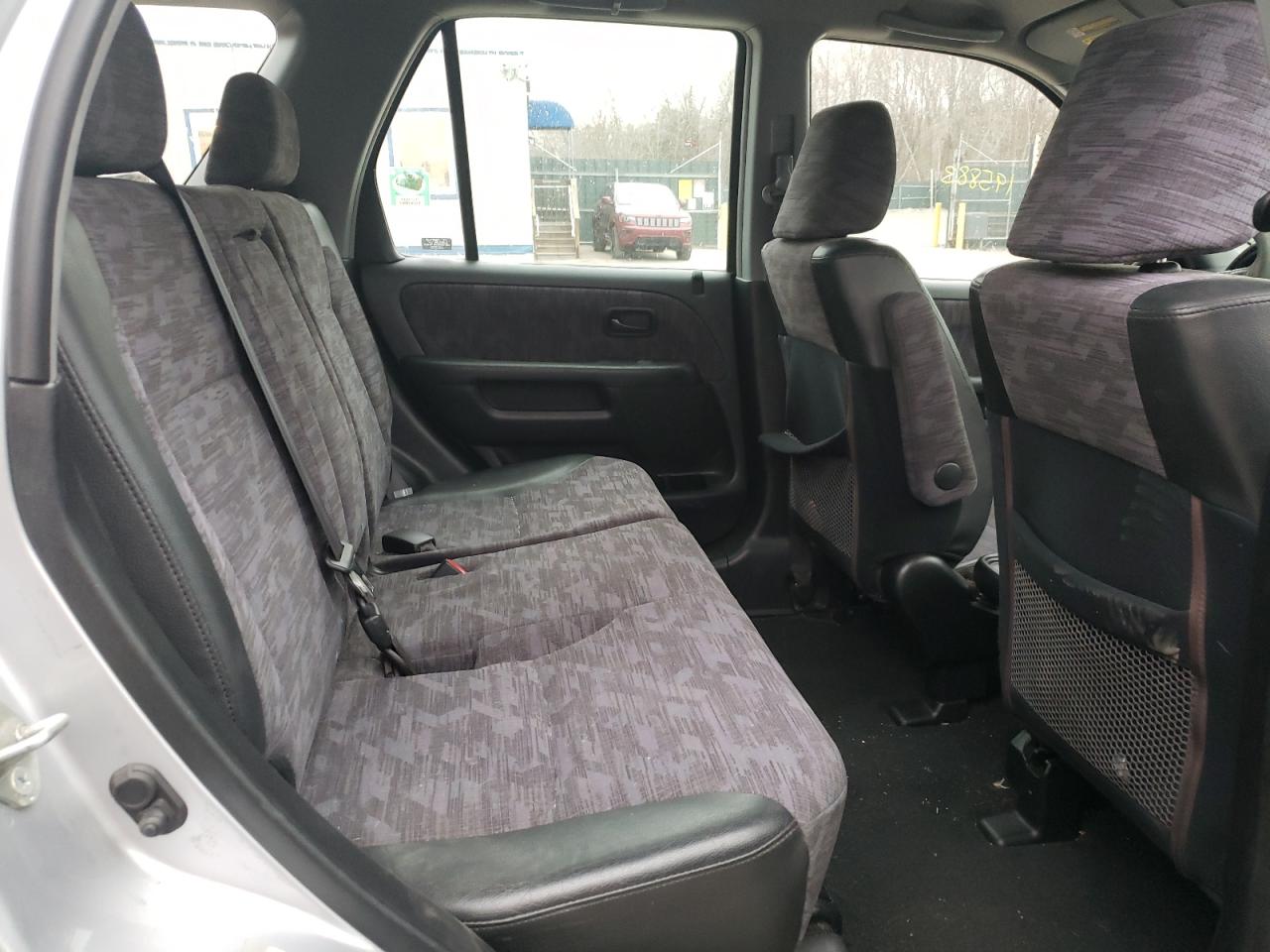 Photo 6 from auction – 2003 HONDA CR-V LX with VIN JHLRD68473C012030