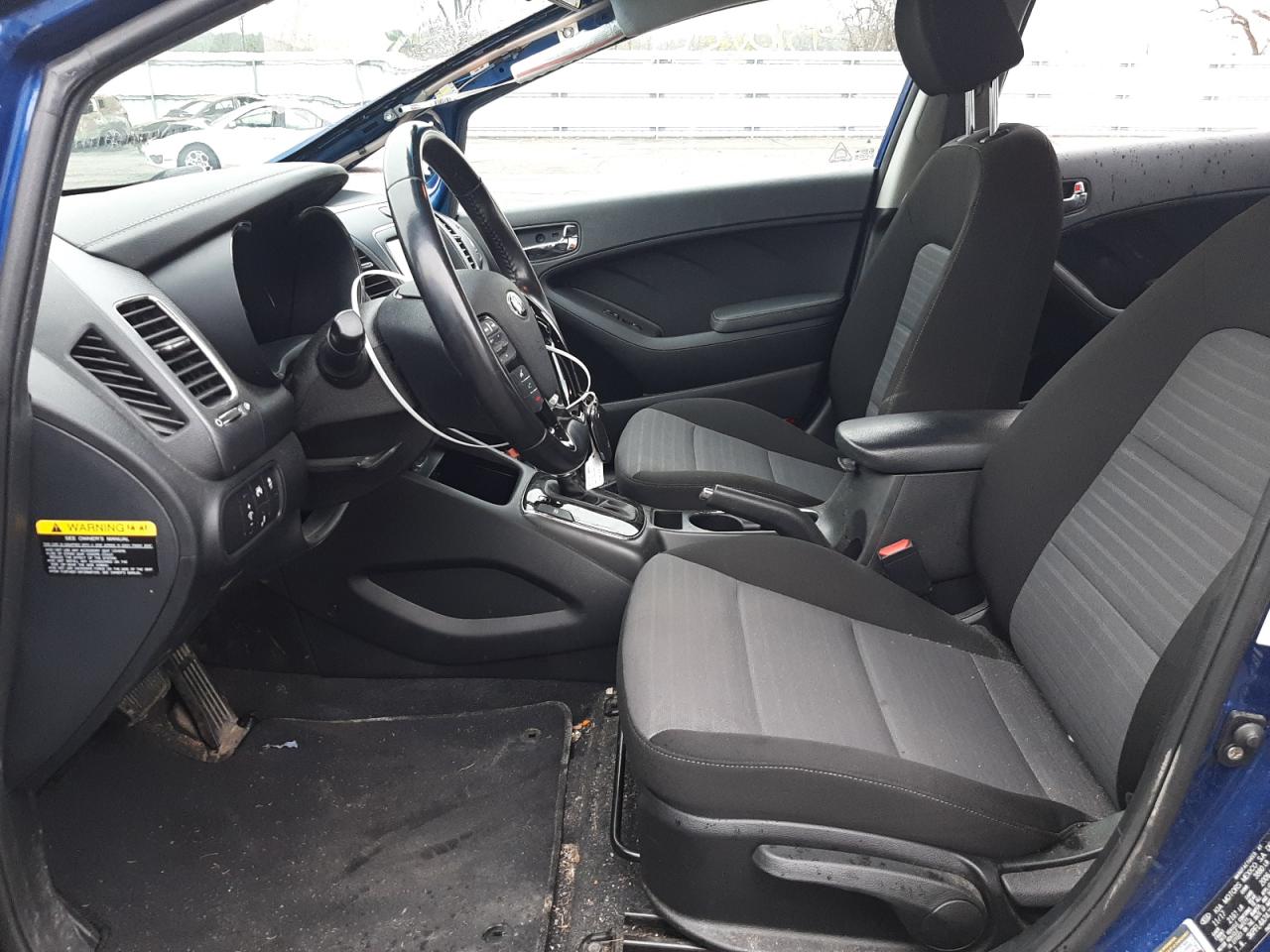 Photo 5 from auction – 2018 KIA FORTE LX with VIN 3KPFL4A74JE214583