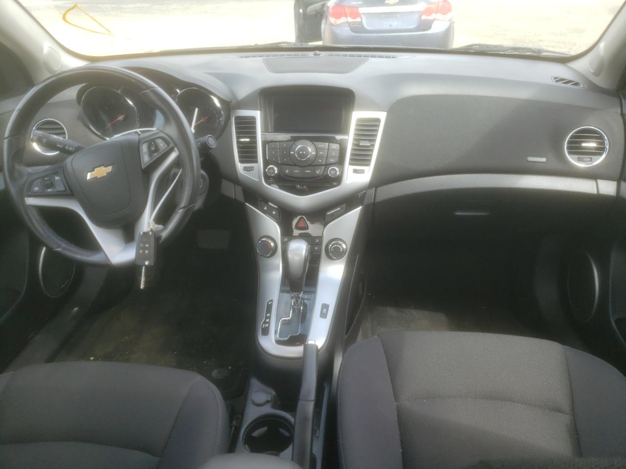 Photo 9 from auction – 2014 CHEVROLET CRUZE LT with VIN 1G1PC5SB3E7203277