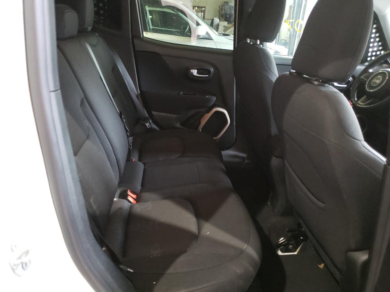 Photo 6 from auction – 2017 JEEP RENEGADE L with VIN ZACCJBBB4HPE62216