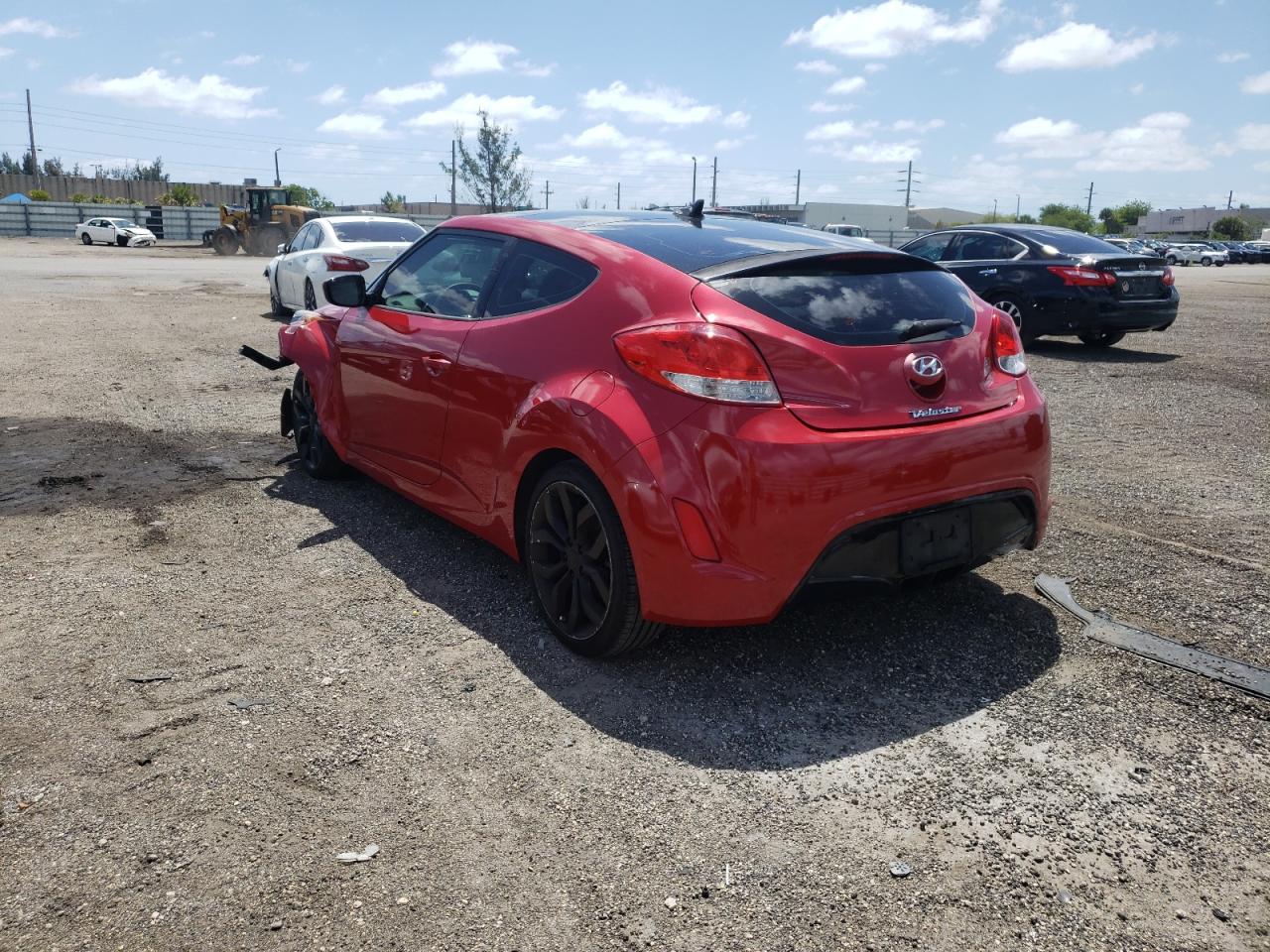 Photo 3 from auction – 2013 HYUNDAI VELOSTER with VIN KMHTC6AD0DU139967