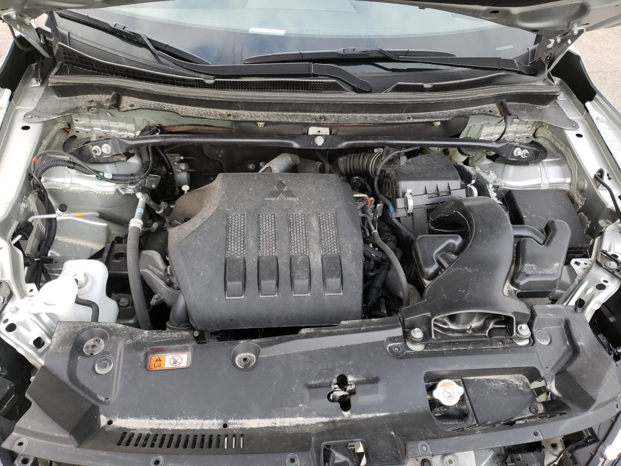 Photo 7 from auction – 2020 MITSUBISHI ECLIPSE CR with VIN JA4AS3AA2LZ028948