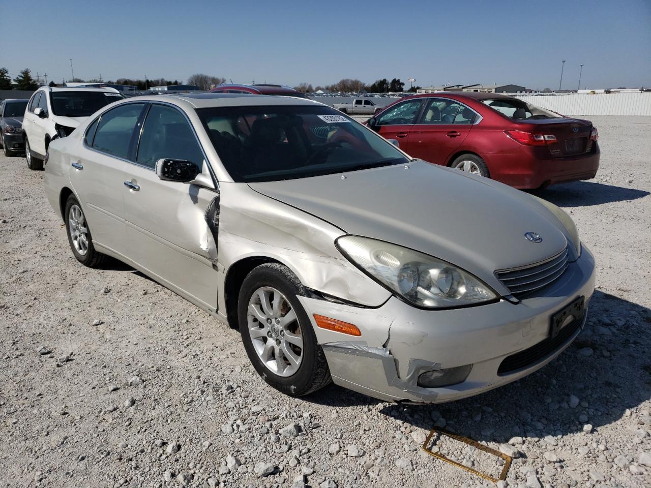 LEXUS ES 330 2004 with VIN JTHBA30G340015911 - Photo from auction