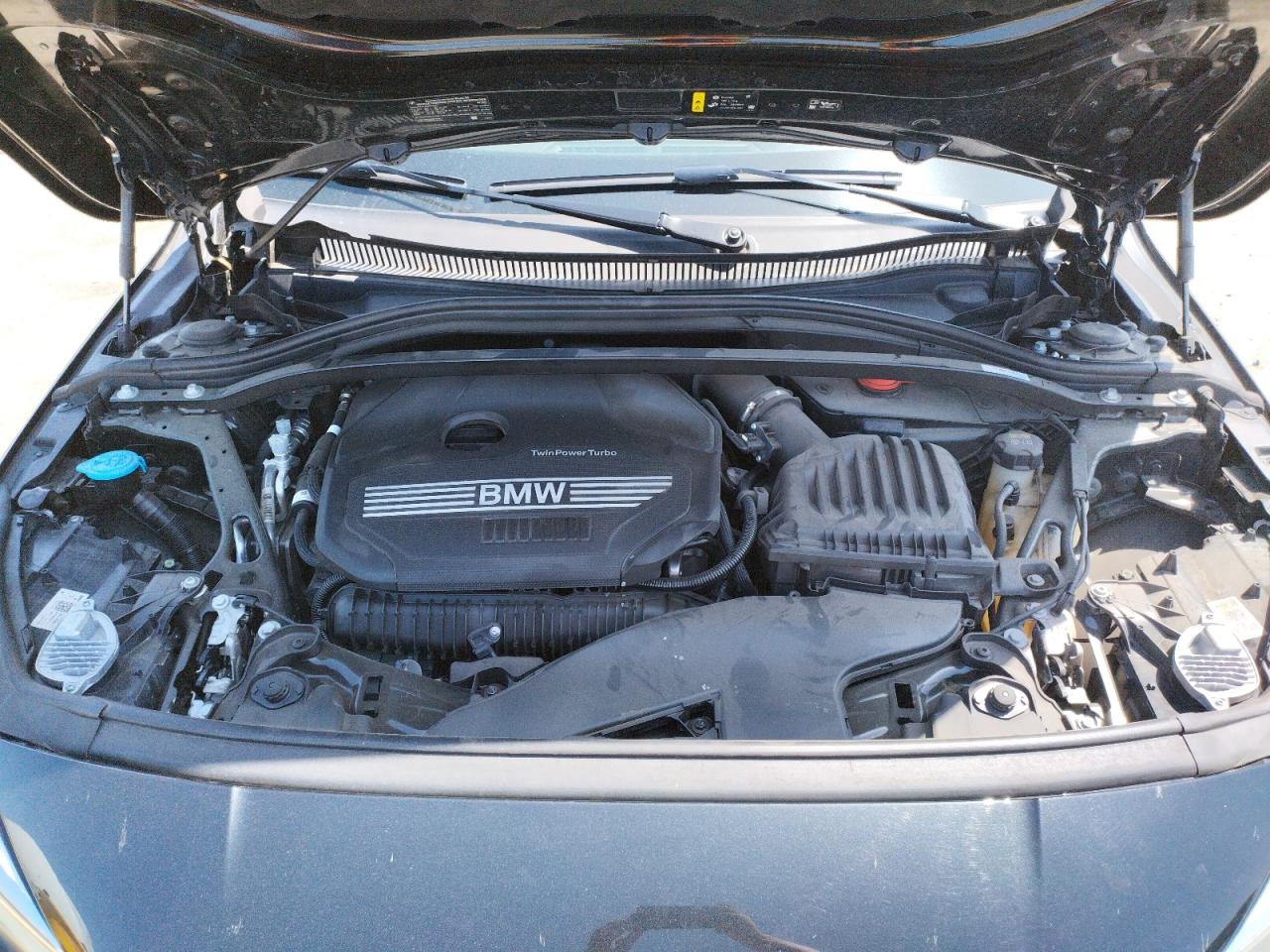 Photo 7 from auction – 2021 BMW 228I with VIN WBA53AK09M7J01760