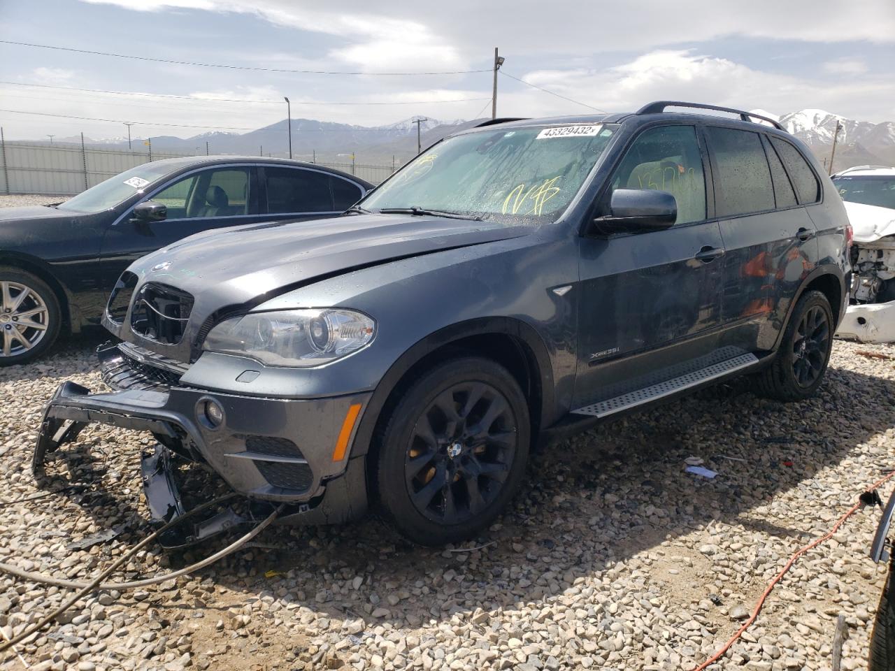 Photo 2 from auction – 2012 BMW X5 XDRIVE3 with VIN 5UXZV4C59CL765166