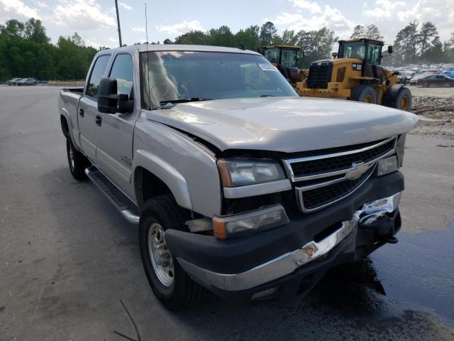 CHEVROLET SILVERADO 2006 with VIN 1GCHC23216F131298 - Photo from auction
