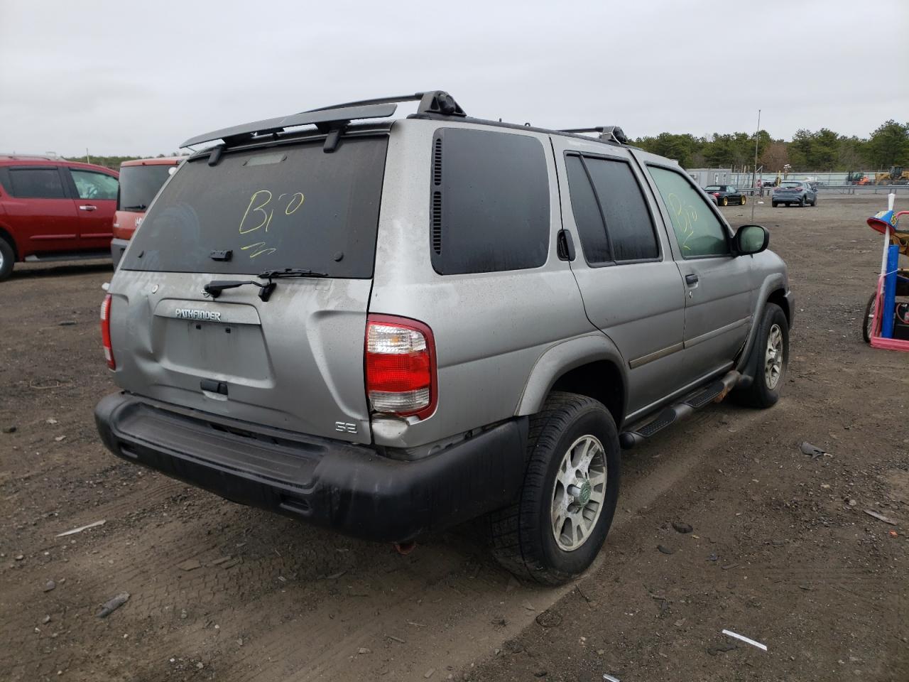 Photo 4 from auction – 2000 NISSAN PATHFINDER with VIN JN8AR07Y3YW444217