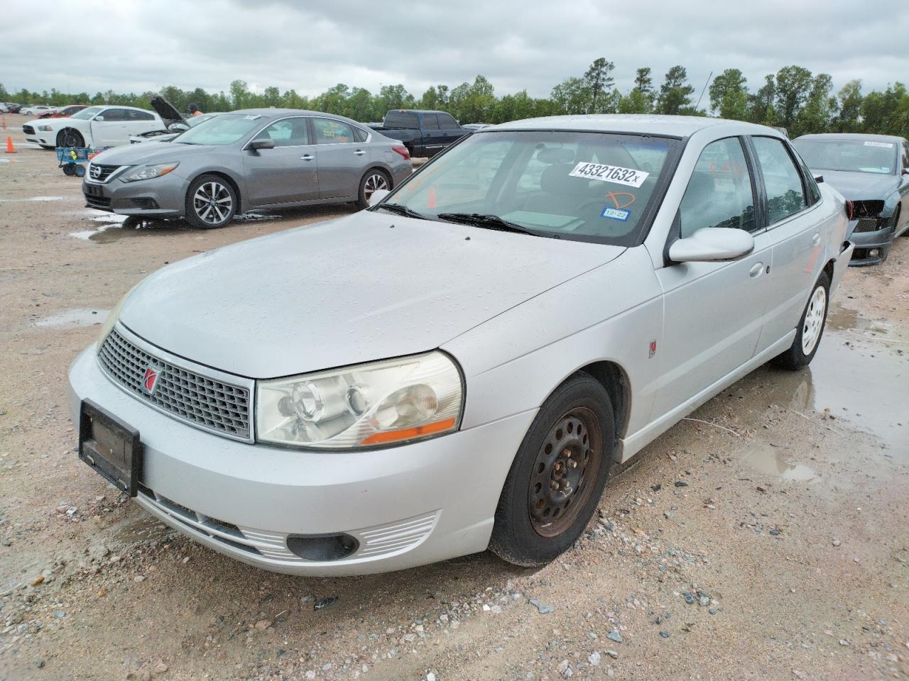 Photo 2 from auction – 2004 SATURN L300 LEVEL with VIN 1G8JC54F54Y507436