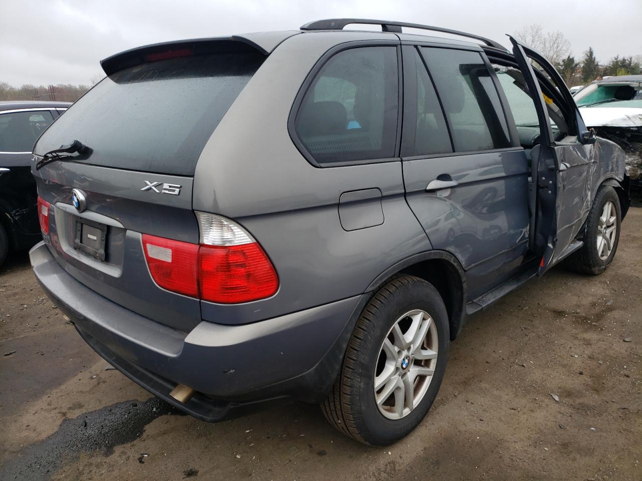 Photo 4 from auction – 2006 BMW X5 3.0I with VIN 5UXFA13516LY32604