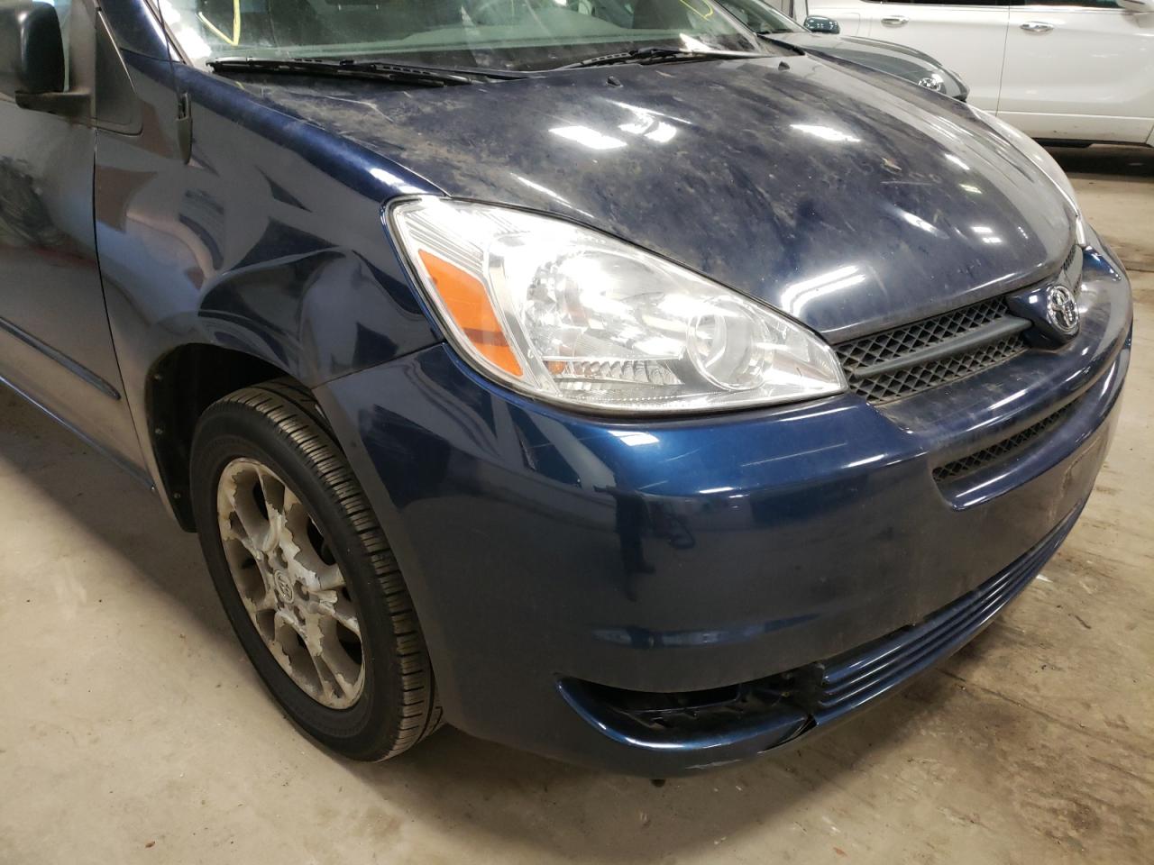 Photo 9 from auction – 2005 TOYOTA SIENNA LE with VIN 5TDBA23C55S035497