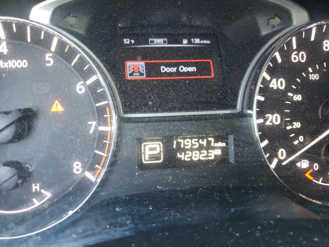 Photo 8 from auction – 2015 NISSAN PATHFINDER with VIN 5N1AR2MM4FC715921