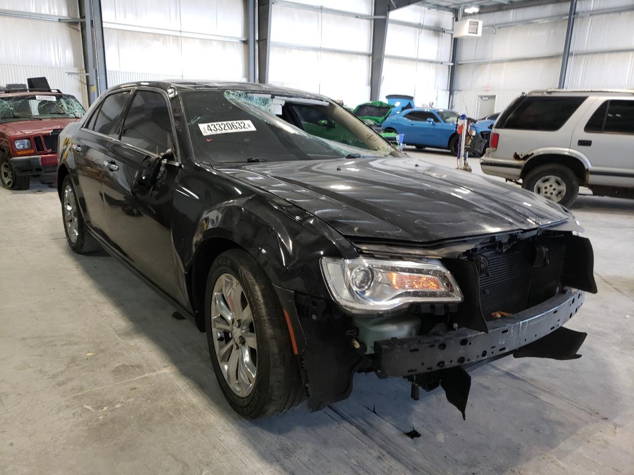 CHRYSLER 300C 2016 with VIN 2C3CCAKG3GH191136 - Photo from auction