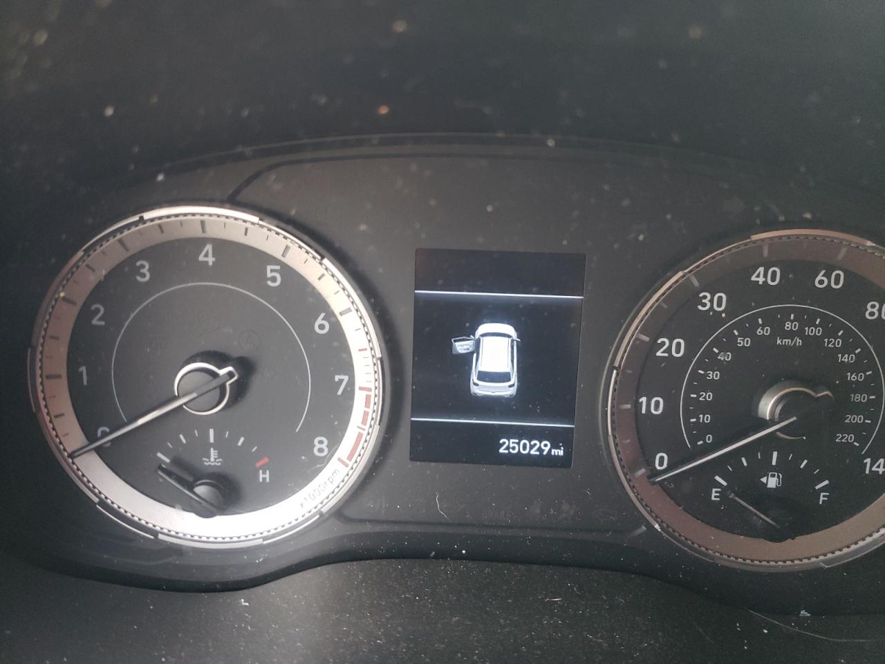 Photo 8 from auction – 2020 HYUNDAI VENUE SE with VIN KMHRB8A36LU024501