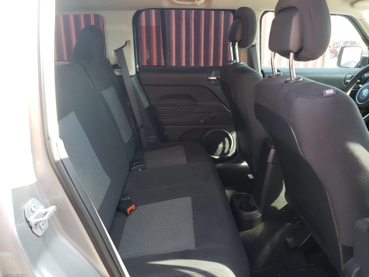 Photo 6 from auction – 2017 JEEP PATRIOT SP with VIN 1C4NJPBA8HD207452