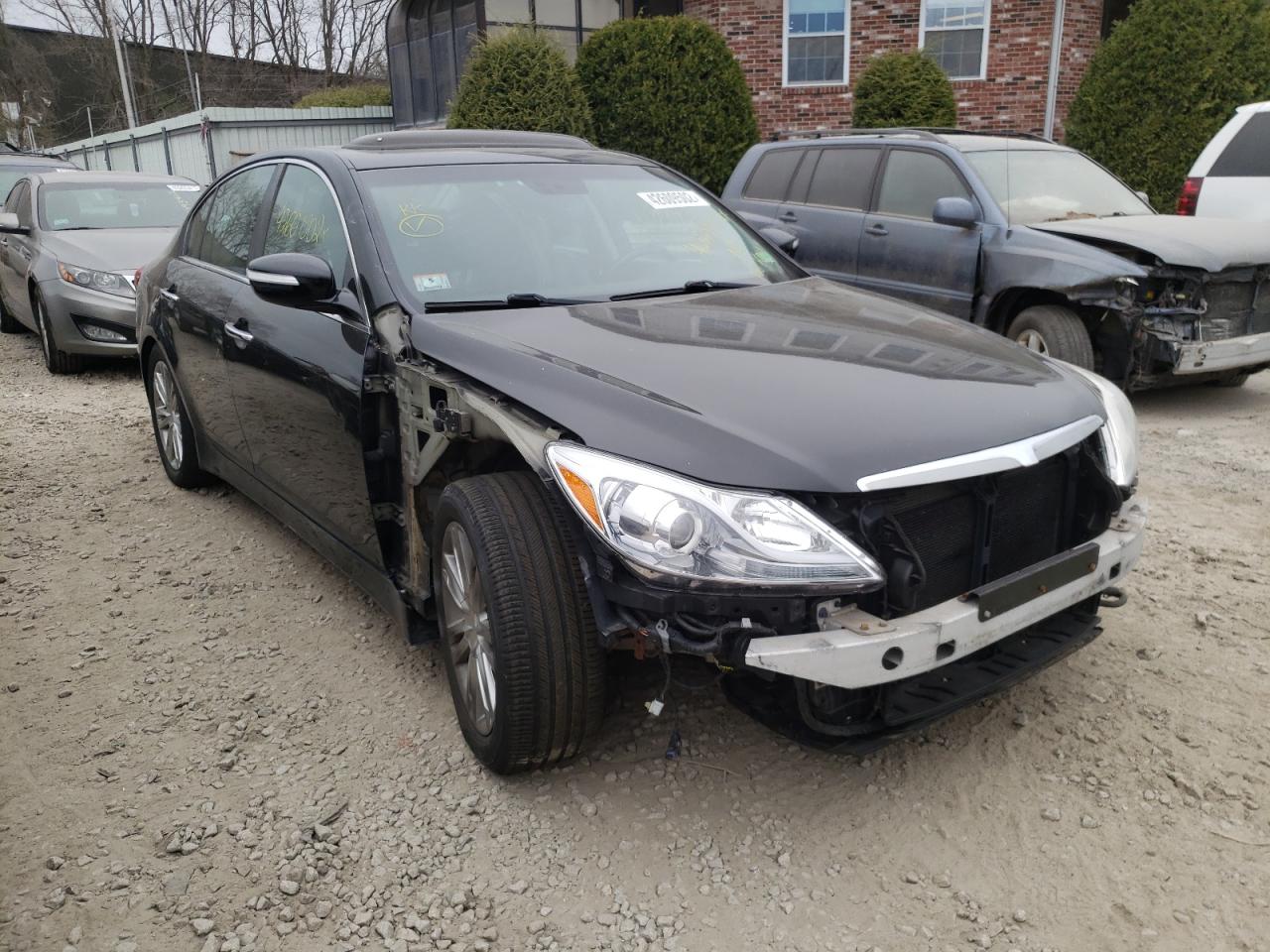 HYUNDAI GENESIS 3. 2012 with VIN KMHGC4DD1CU184397 - Photo from auction