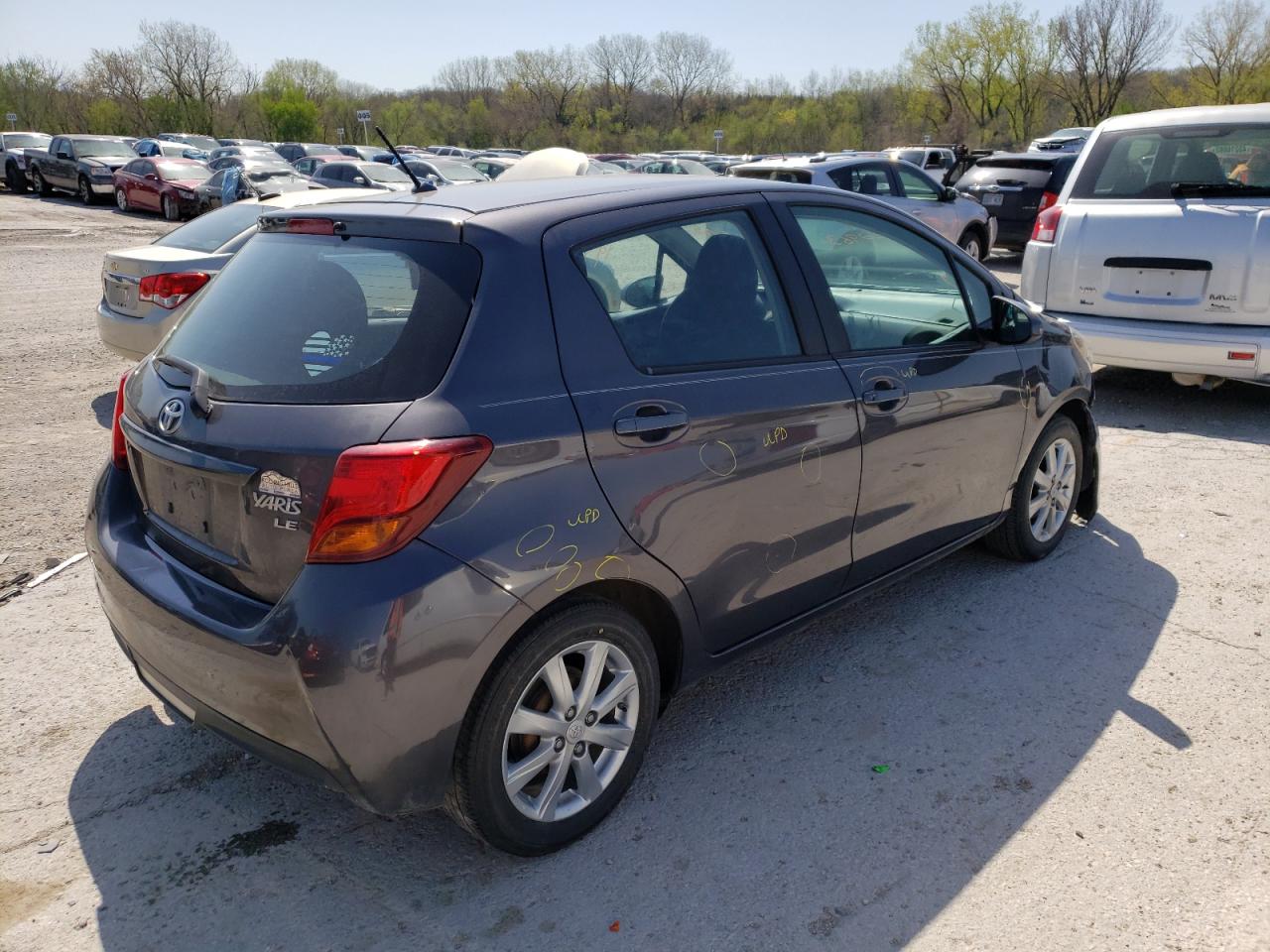 Photo 4 from auction – 2015 TOYOTA YARIS with VIN VNKKTUD36FA022963