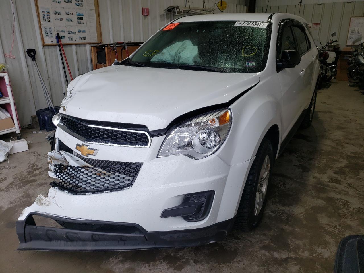 Photo 2 from auction – 2011 CHEVROLET EQUINOX LS with VIN 2CNFLCEC2B6374380