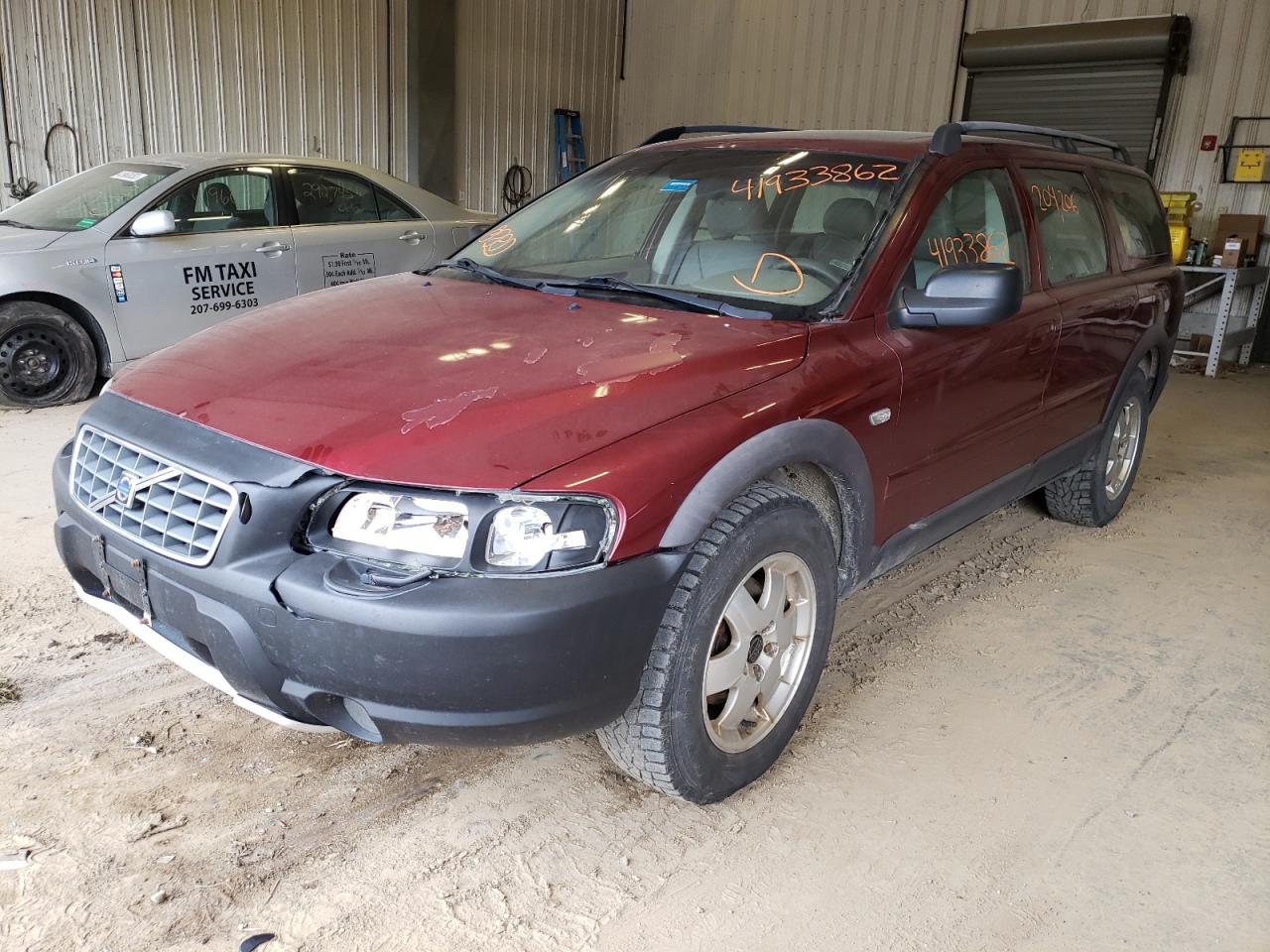 Photo 2 from auction – 2004 VOLVO XC70 with VIN YV1SZ59HX41149692