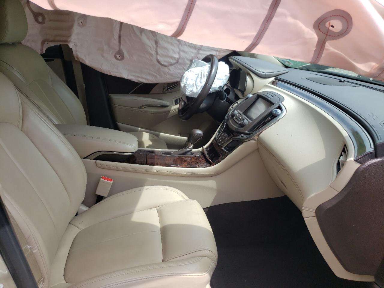 Photo 5 from auction – 2015 BUICK LACROSSE with VIN 1G4GB5G33FF216853