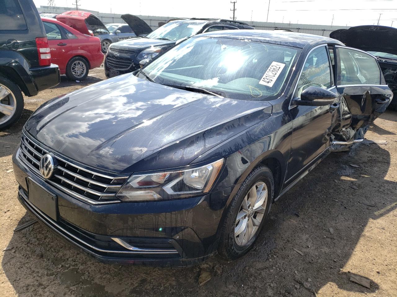 Photo 2 from auction – 2017 VOLKSWAGEN PASSAT S with VIN 1VWAT7A37HC020329