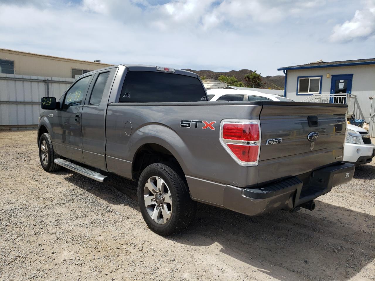 Photo 3 from auction – 2013 FORD F150 SUPER with VIN 1FTFX1CF2DFC58180