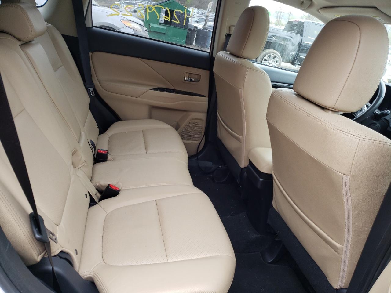 Photo 6 from auction – 2018 MITSUBISHI OUTLANDER with VIN JA4AZ3A36JZ010589
