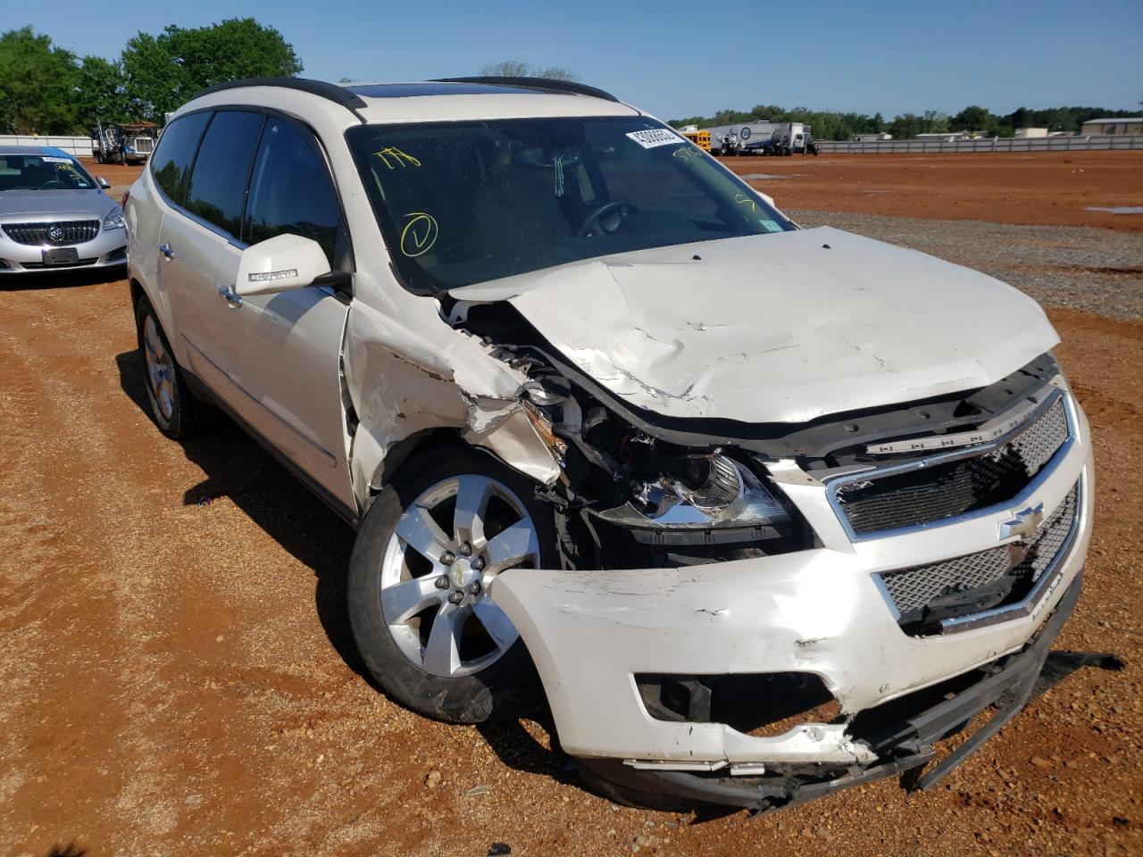 CHEVROLET TRAVERSE L 2011 with VIN 1GNKRLED5BJ325761 - Photo from auction