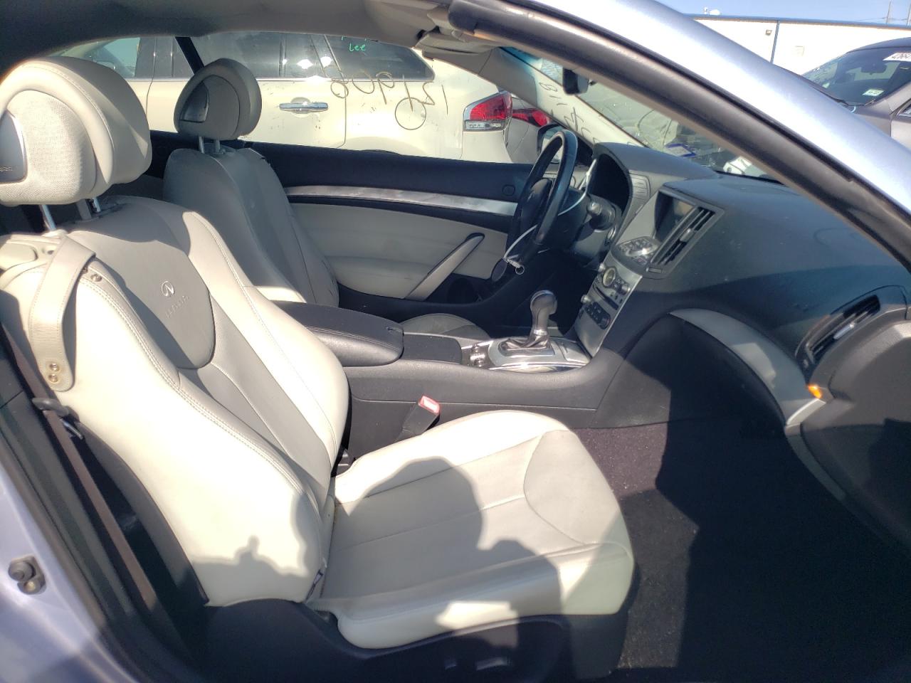 Photo 5 from auction – 2010 INFINITI G37 BASE with VIN JN1CV6FE8AM353118