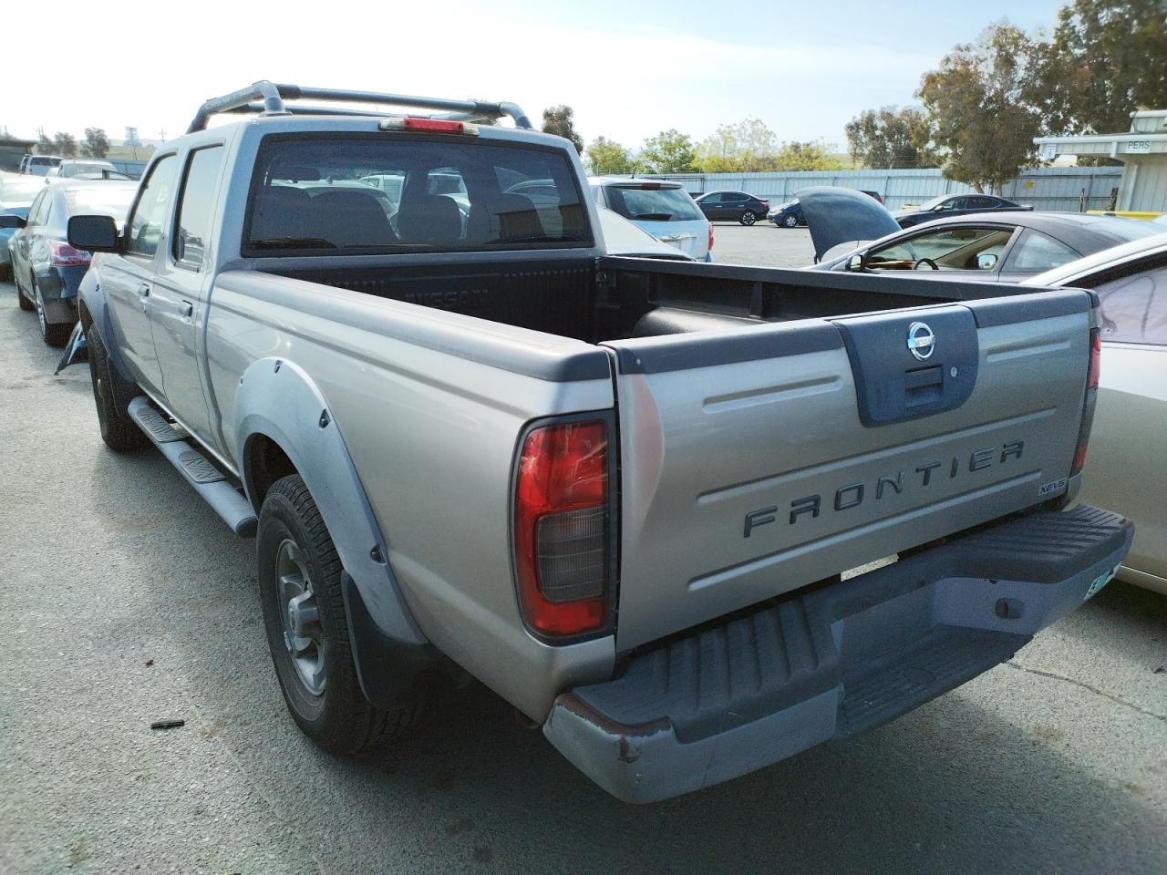 Photo 3 from auction – 2002 NISSAN FRONTIER C with VIN 1N6ED29X02C390442