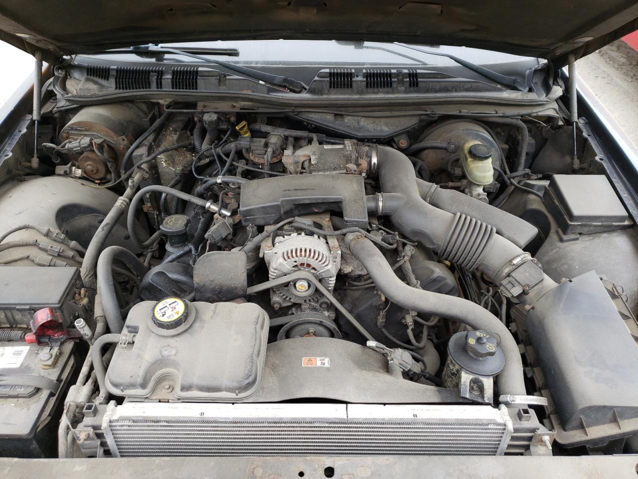 Photo 7 from auction – 2004 FORD CROWN VICT with VIN 2FAFP72W04X158898