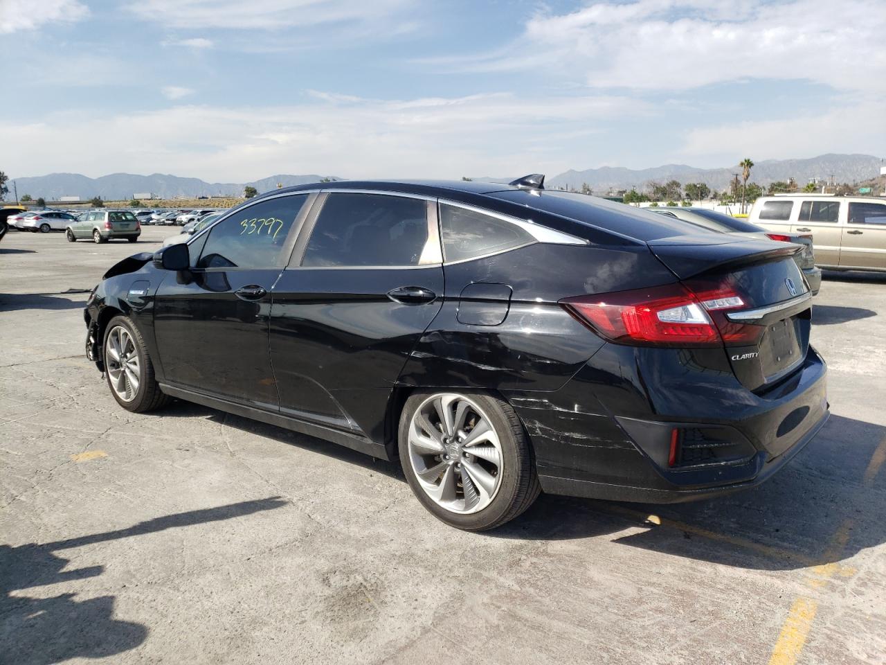 Photo 3 from auction – 2019 HONDA CLARITY with VIN JHMZC5F12KC002277