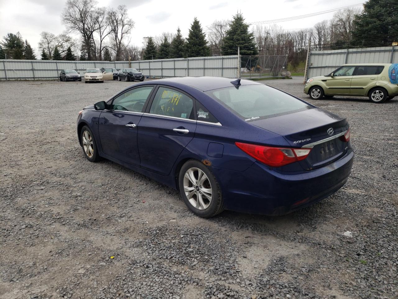 Photo 3 from auction – 2011 HYUNDAI SONATA SE with VIN 5NPEC4AC1BH018476