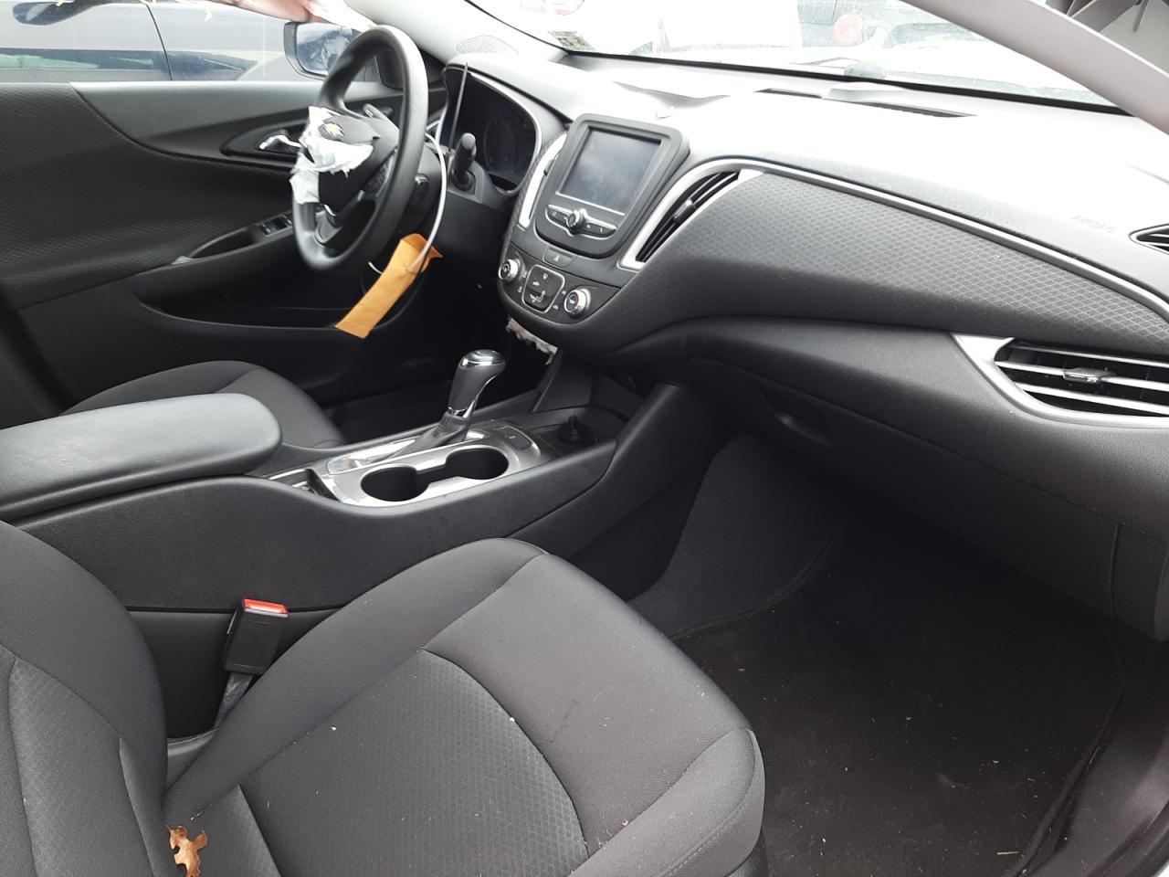 Photo 5 from auction – 2017 CHEVROLET MALIBU LS with VIN 1G1ZC5ST9HF258568