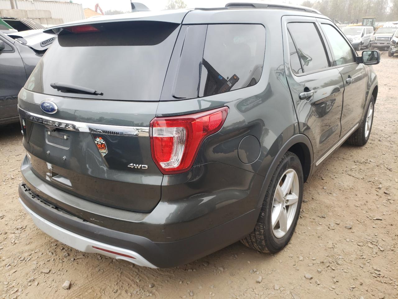 Photo 4 from auction – 2016 FORD EXPLORER X with VIN 1FM5K8D85GGB87537