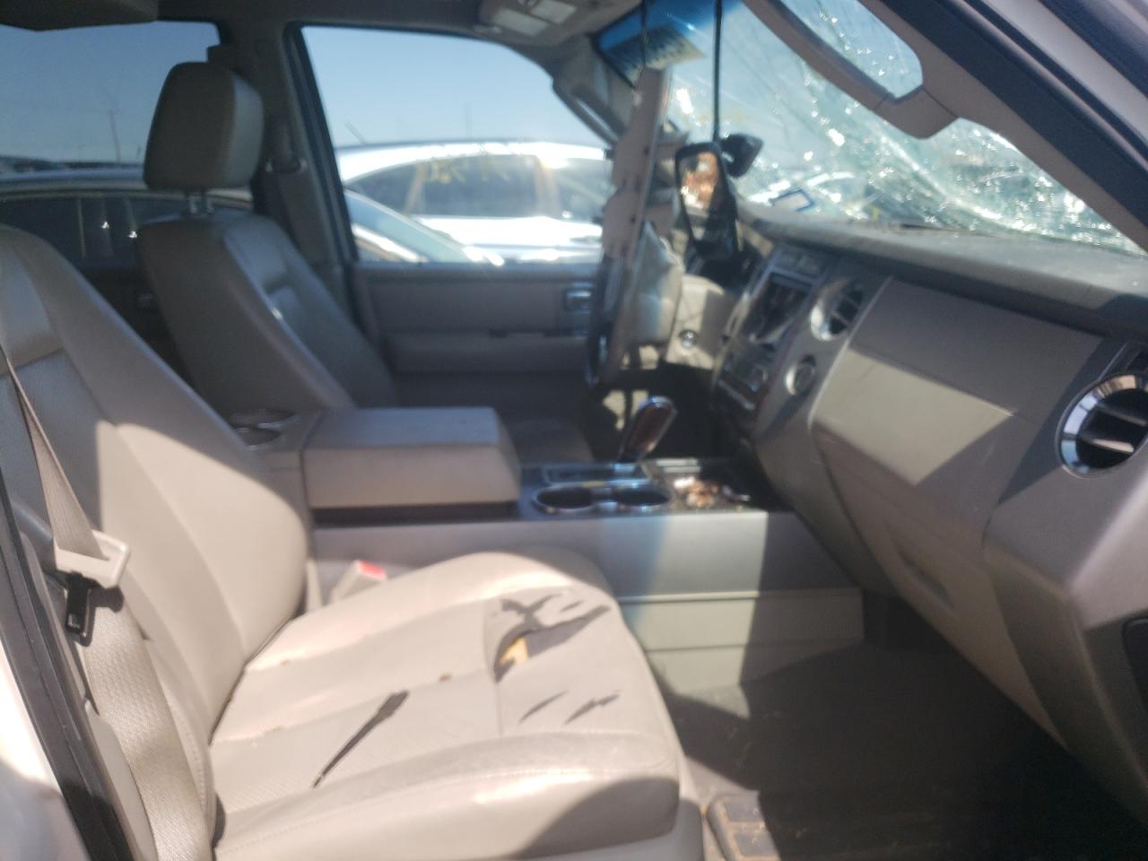 Photo 5 from auction – 2007 FORD EXPEDITION with VIN 1FMFK19597LA33348