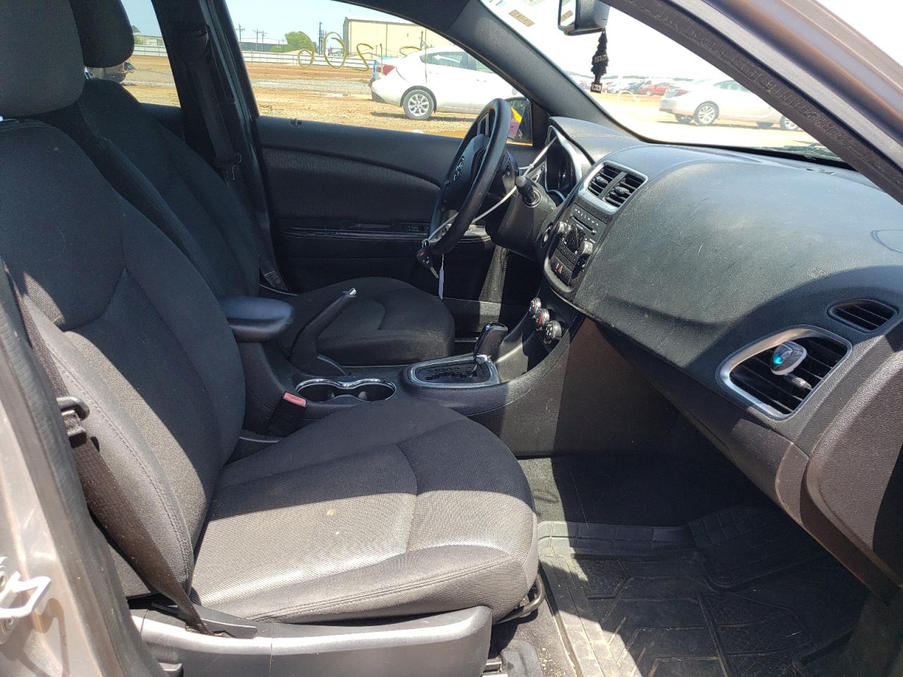 Photo 5 from auction – 2013 DODGE AVENGER SE with VIN 1C3CDZAB6DN613193