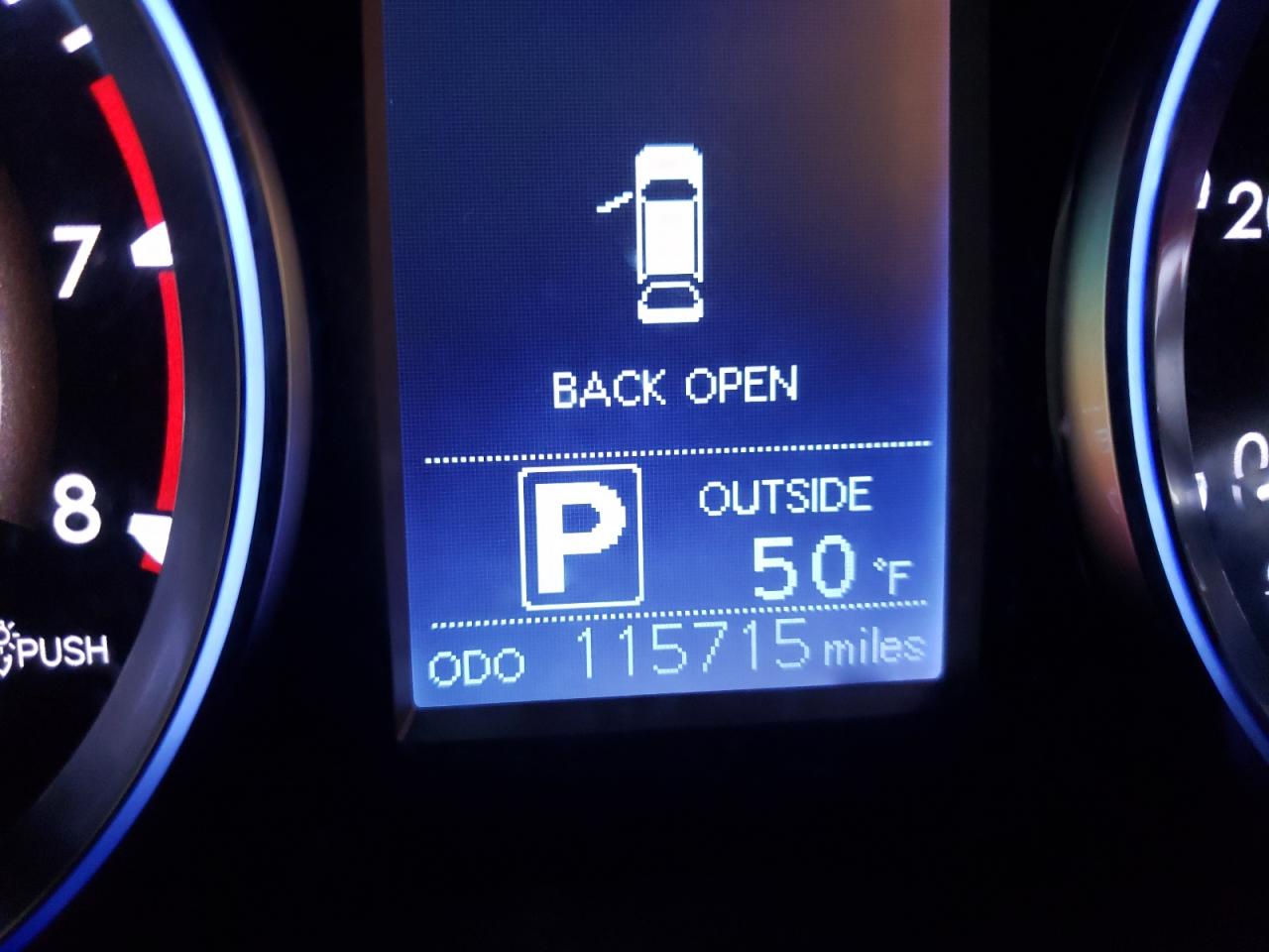 Photo 8 from auction – 2015 TOYOTA HIGHLANDER with VIN 5TDZKRFH8FS090264
