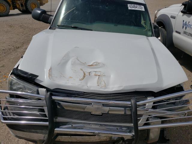 Photo 7 from auction – 2004 CHEVROLET SILVERADO with VIN 1GCJK39104E142353