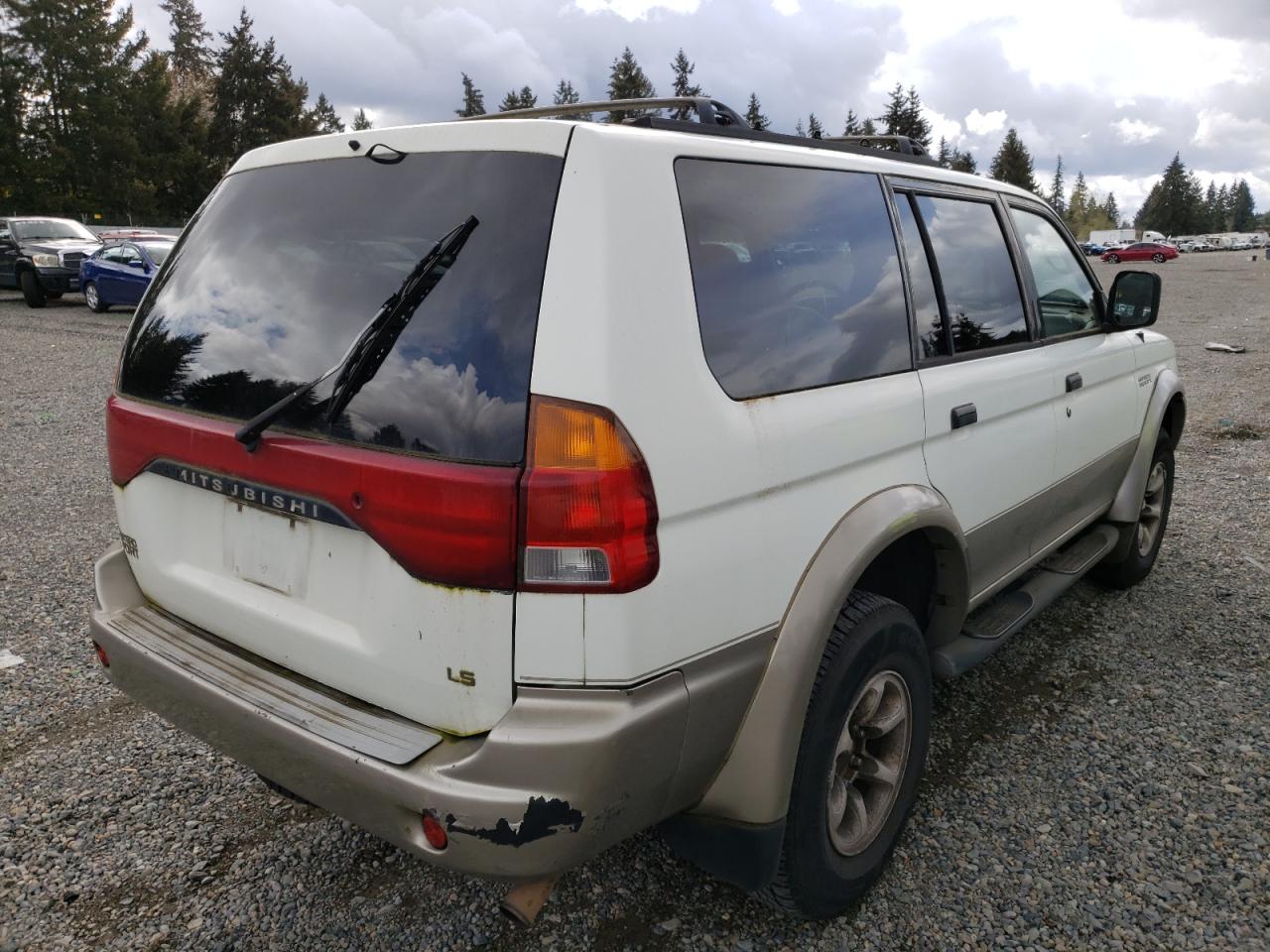 Photo 4 from auction – 1998 MITSUBISHI MONTERO SP with VIN JA4LS31P6WP005931