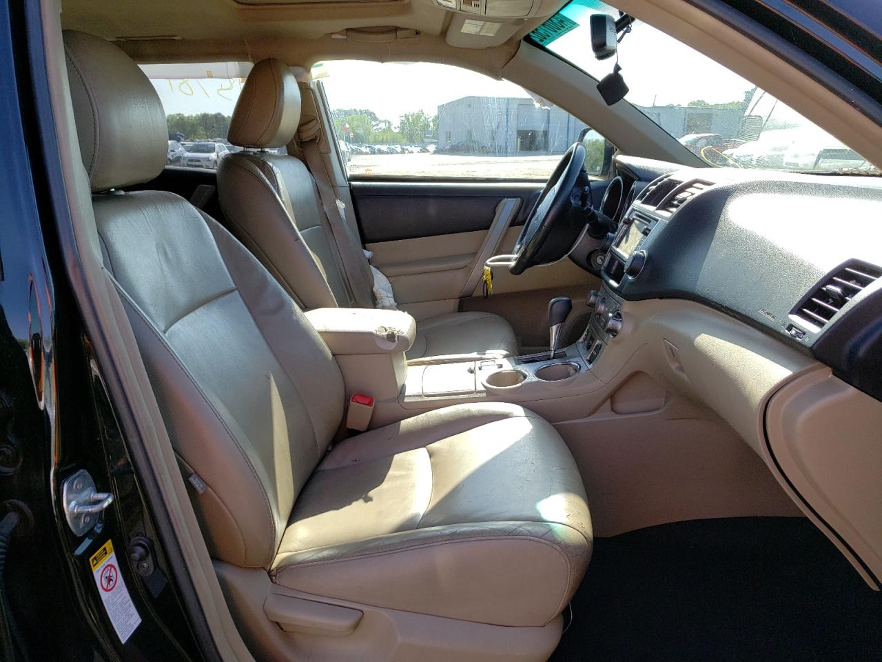 Zdjęcie 5 z aukcji – 2013 TOYOTA HIGHLANDER z VIN 5TDZK3EH1DS100970