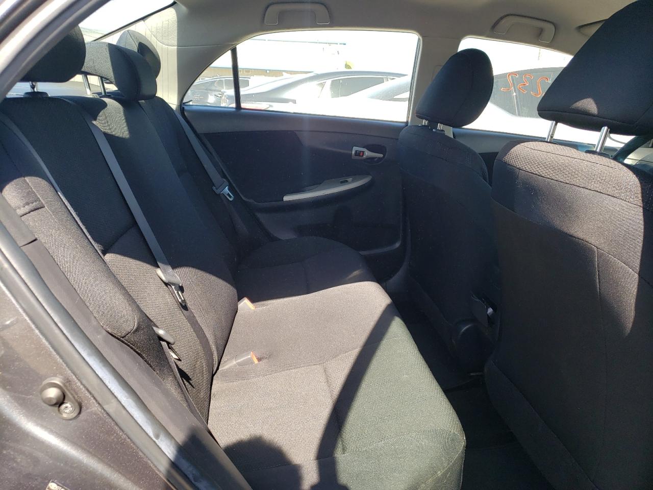 Photo 6 from auction – 2011 TOYOTA COROLLA BA with VIN 2T1BU4EE3BC581687