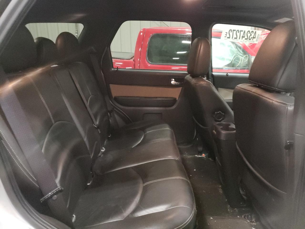 Photo 6 from auction – 2010 MERCURY MARINER PR with VIN 4M2CN9H7XAKJ20487