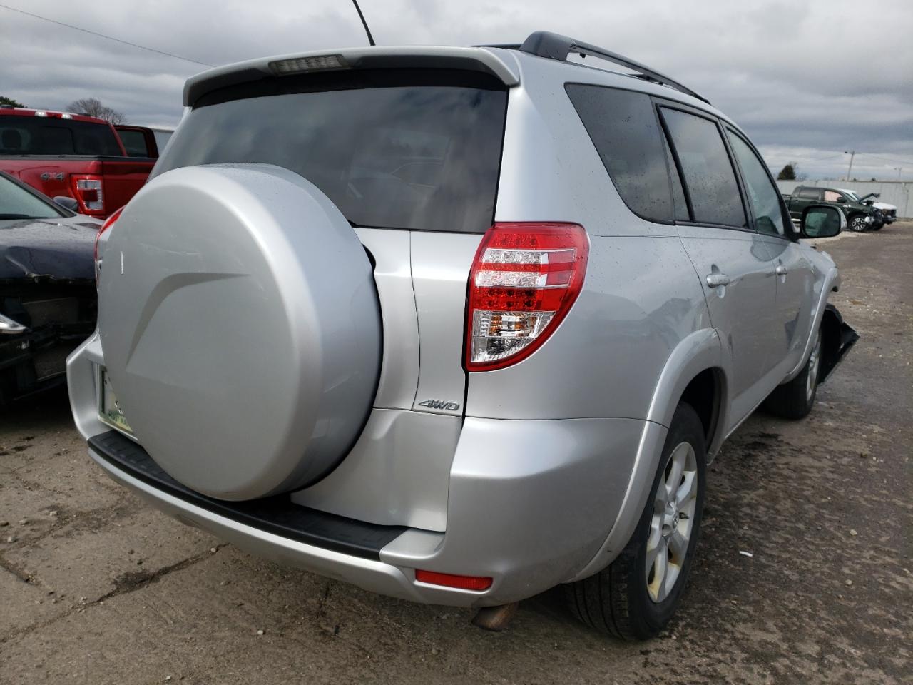 Photo 4 from auction – 2012 TOYOTA RAV4 LIMIT with VIN 2T3DF4DV7CW186939
