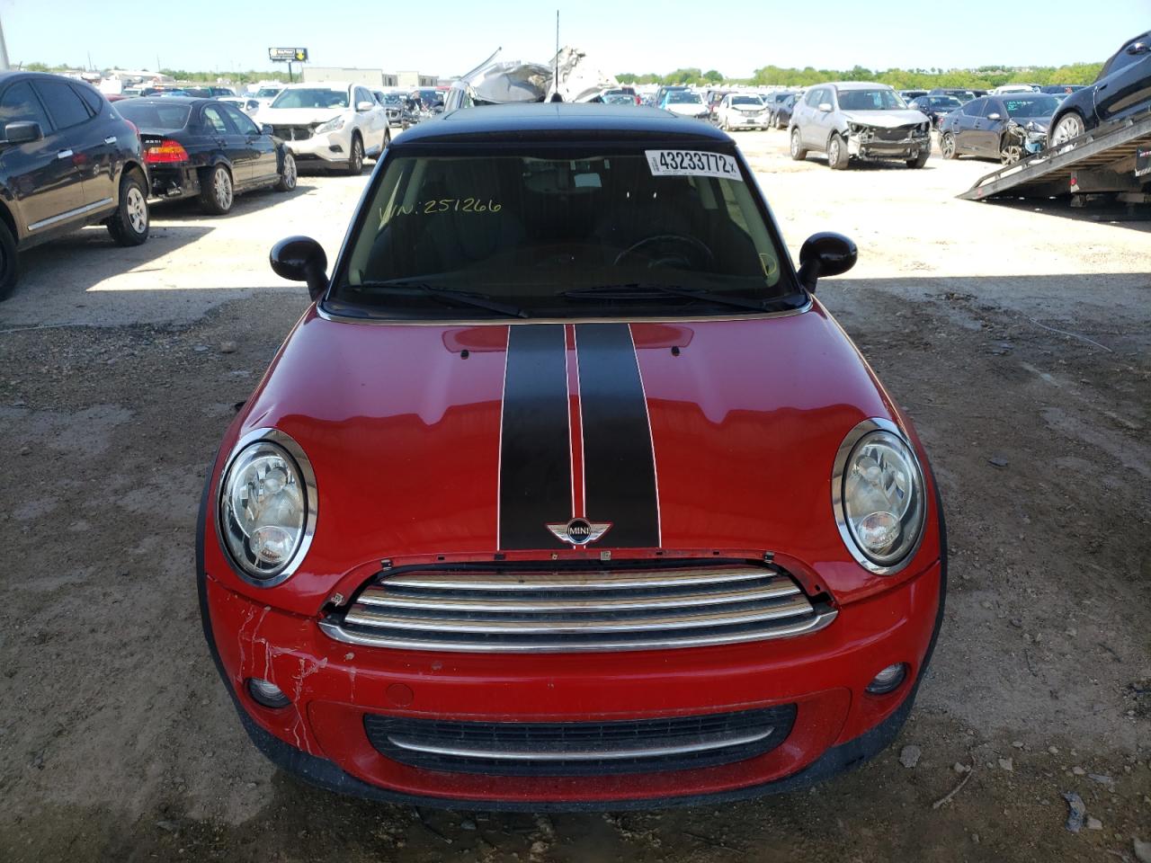 Photo 9 from auction – 2011 MINI COOPER with VIN WMWSU3C52BT251266