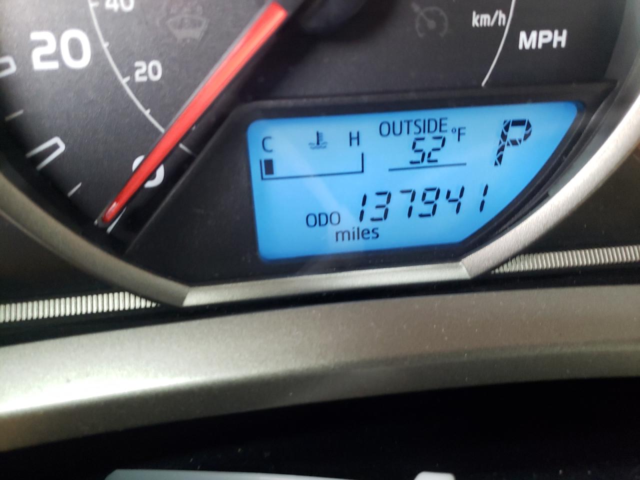 Photo 8 from auction – 2015 TOYOTA RAV4 XLE with VIN 2T3RFREVXFW242040