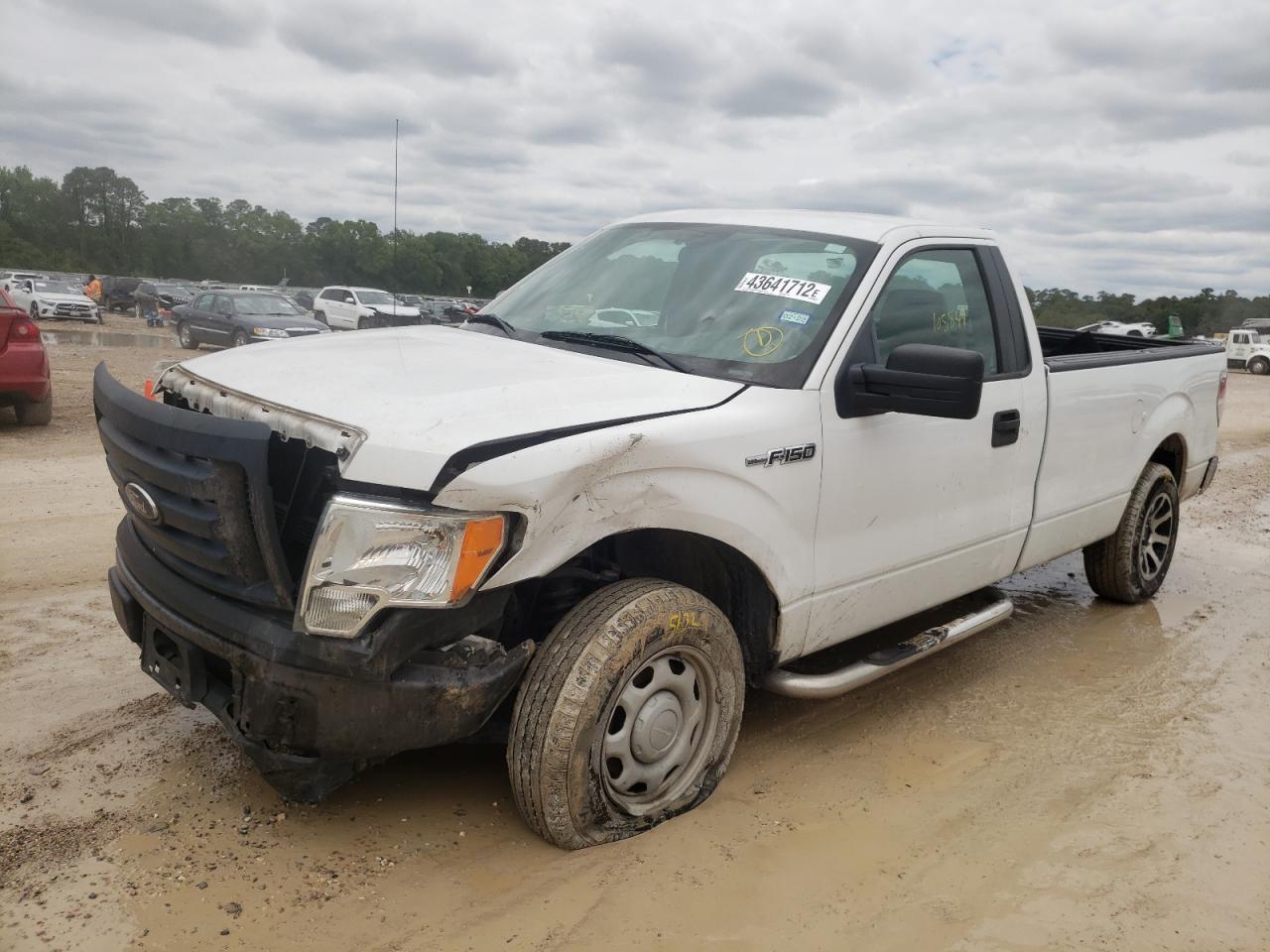Photo 2 from auction – 2010 FORD F150 with VIN 1FTMF1CW4AKB37860