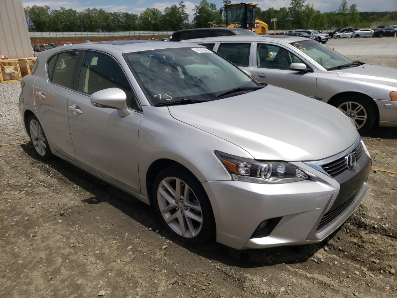 LEXUS CT 200 2014 with VIN JTHKD5BH6E2179586 - Photo from auction